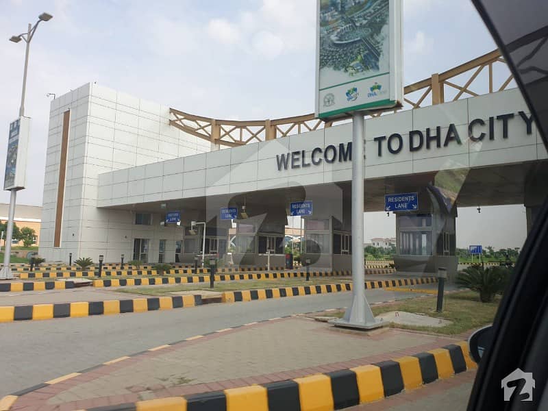 Commercial Plot For Sale In Beautiful Dha City Karachi
