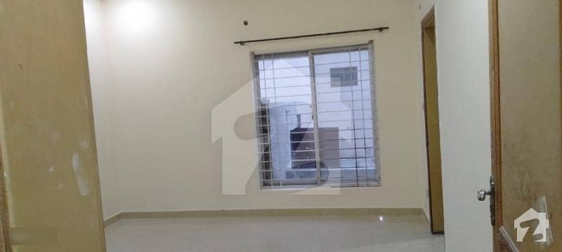 10 Marla Upper Portion Is Available For Rent In Lda Avenue One