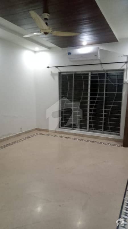 ڈیوائن گارڈنز لاہور میں 5 کمروں کا 14 مرلہ مکان 2.8 کروڑ میں برائے فروخت۔
