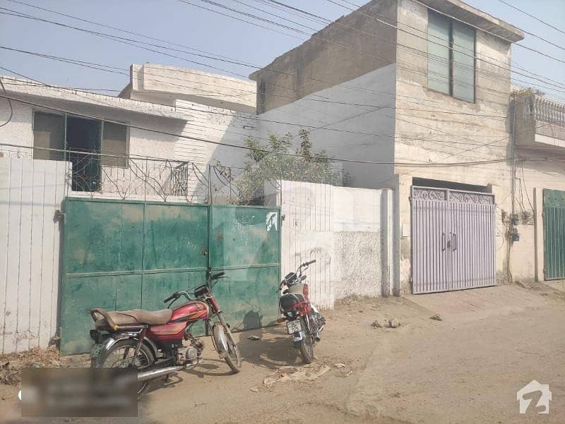 گلگشت کالونی ملتان میں 6 کمروں کا 10 مرلہ مکان 1 کروڑ میں برائے فروخت۔