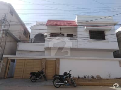 300 Square Yards House In Gulshan-e-Iqbal Town Best Option
