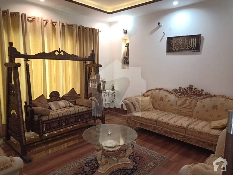 10 Marla Luxury House Near to Park Is Available For Sale In Eden City