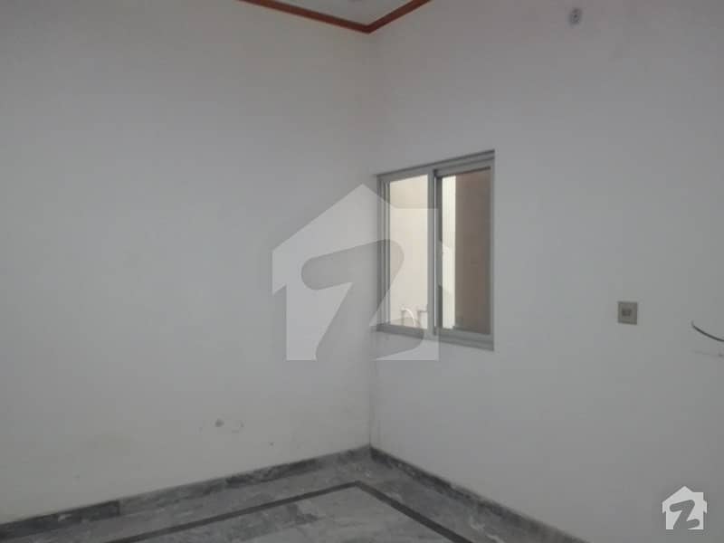 In Izmir Town 3 Marla House For Sale