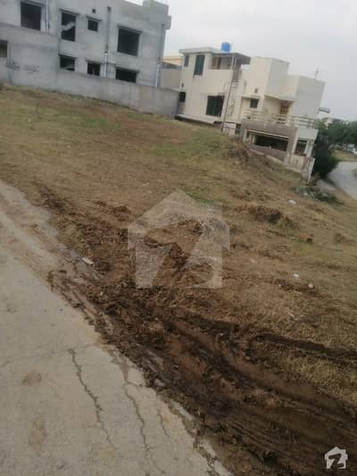 Bahria Town Phase 8  Umer Block 12 Marla Corner Plot Solid Land Corner Possession And Utility Paid Dem 75 Lac