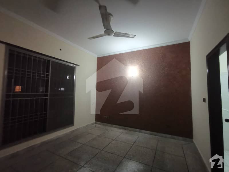 10 Marla House For Rent In New Iqbal Park 4 Bedroom With Attached Bath