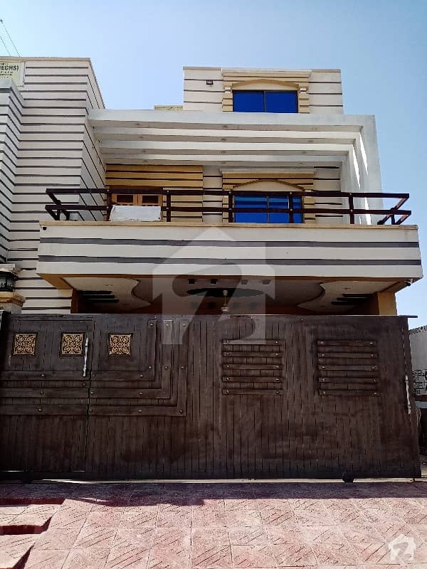 Luxury Corner House For Rent In G-16#3 Electricity Gas And 24 Hours Water