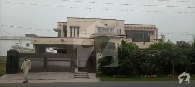 Houses for Rent in Model Town Lahore - Zameen.com