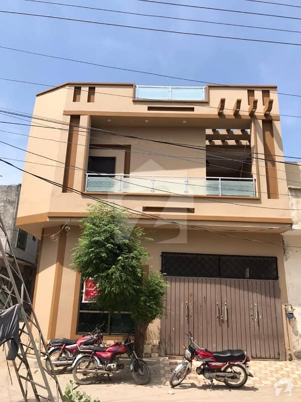 شیر شاہ کالونی بلاک سی شیرشاہ کالونی - راؤنڈ روڈ لاہور میں 3 کمروں کا 4 مرلہ مکان 80 لاکھ میں برائے فروخت۔