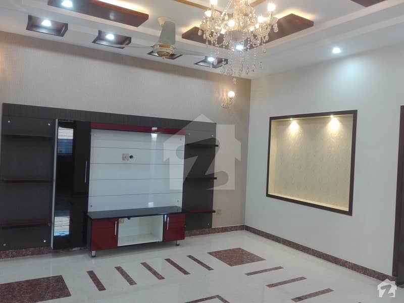 House For Sale Is Readily Available In Prime Location Of Model Town