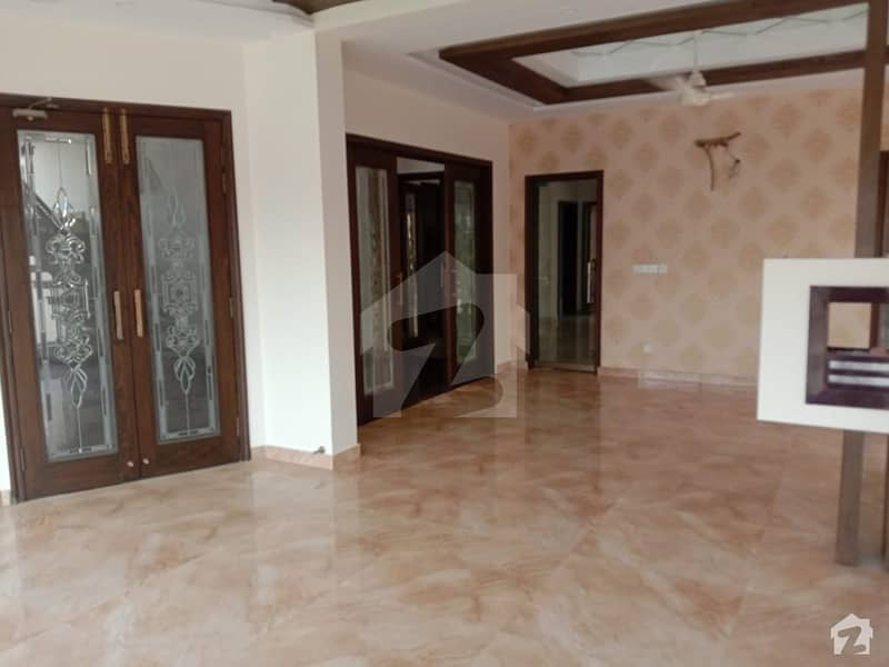 House For Sale In Rs 45,000,000