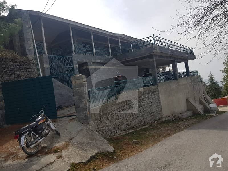 800 Sq Yard House For Sale In Muree