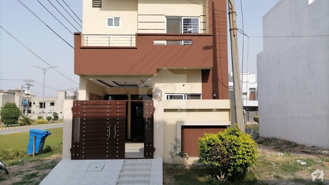 4.25 Marla Double Storey House For Sale In Dream Avenue Block A