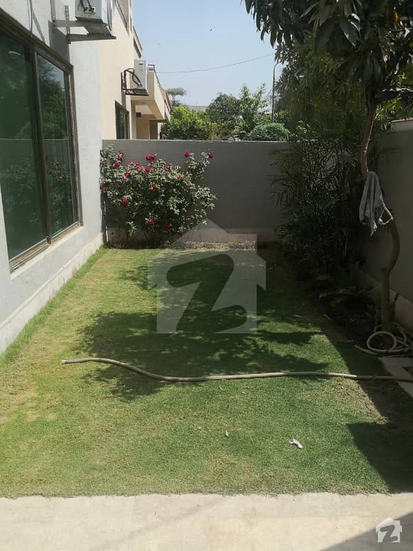 10 Marla Stylish Upper Portion With Separate Entrance Available For Rent In Dha Phase 8 Lahore
