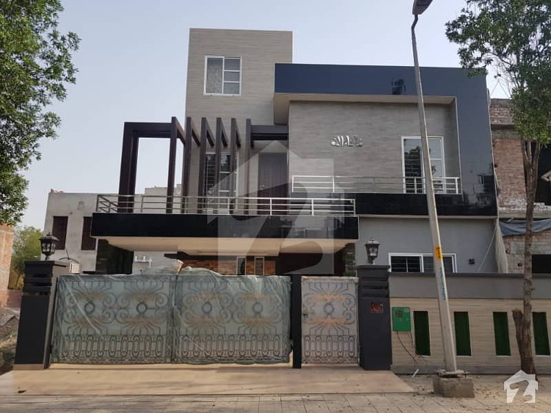 10 Marla Brand New House For Sale In Janiper Block Bahria Town Lahore