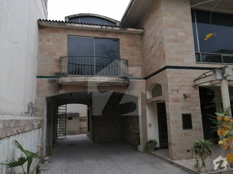 Phase 6 Sector F1.1 Kanal Corner House For Sale Available