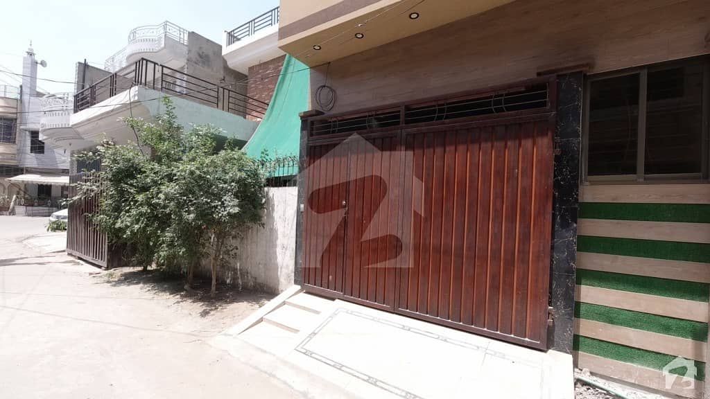 علامہ اقبال ٹاؤن لاہور میں 4 کمروں کا 5 مرلہ مکان 1.23 کروڑ میں برائے فروخت۔