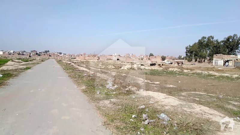 ایل ڈی اے ایوینیو ۔ بلاک ایل ایل ڈی اے ایوینیو لاہور میں 10 مرلہ رہائشی پلاٹ 42 لاکھ میں برائے فروخت۔