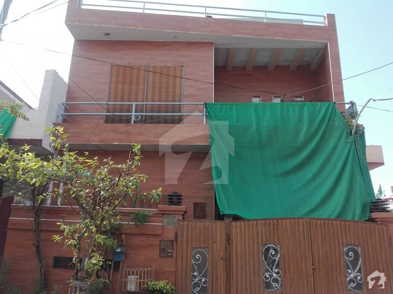 Ideally Located House For Sale In Wapda Town Available