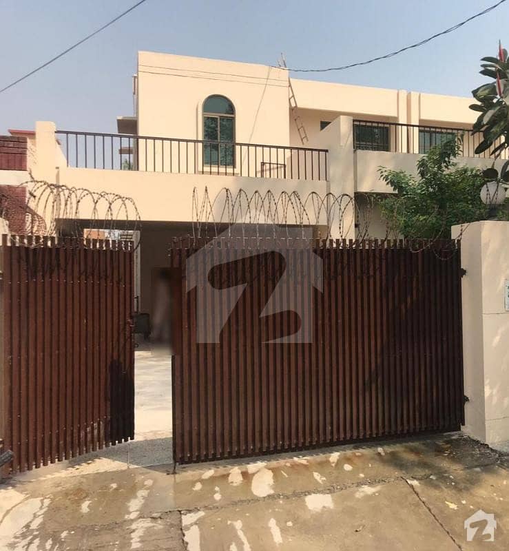 1 KANAL LIVEABLE HOUSE FOR SALE IN REASONABLE PRICE