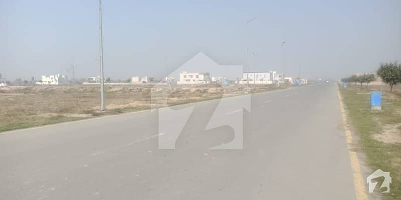 Residential 8 Marla Beautiful Location Plot Available For Sale