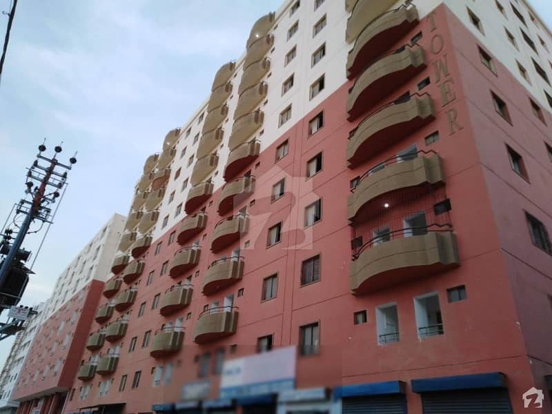 Gadap Town Flat Sized 1400  Square Feet For Sale