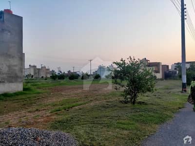 Ideal 2 Marla Commercial Plot Available In GT Road, Lahore