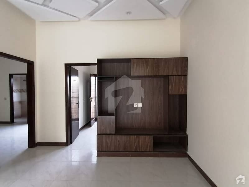 Lower Portion Of 10 Marla In Jubilee Town For Rent