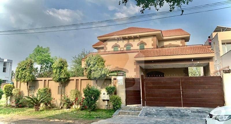 4500  Square Feet House In Dha Defence For Sale