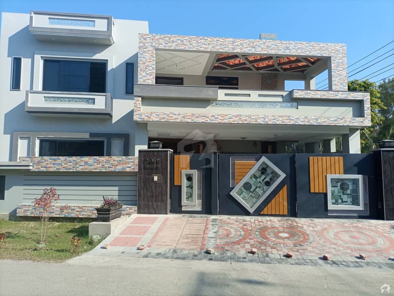 1 Kanal House In Central DC Colony For Sale