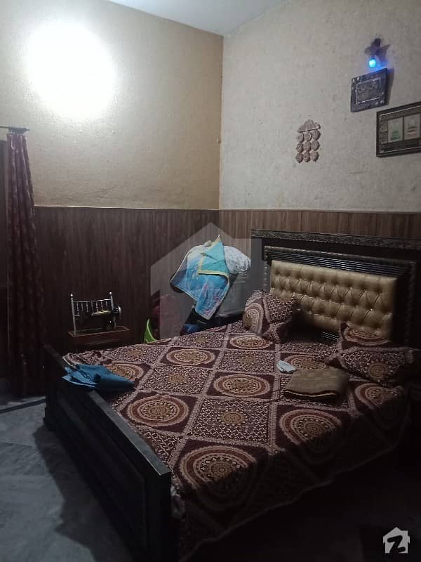 ملت ٹاؤن فیصل آباد میں 4 کمروں کا 5 مرلہ مکان 43 لاکھ میں برائے فروخت۔