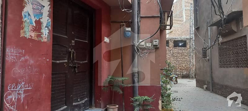 جہانگیر پورہ پشاور میں 11 کمروں کا 10 مرلہ مکان 3.65 کروڑ میں برائے فروخت۔