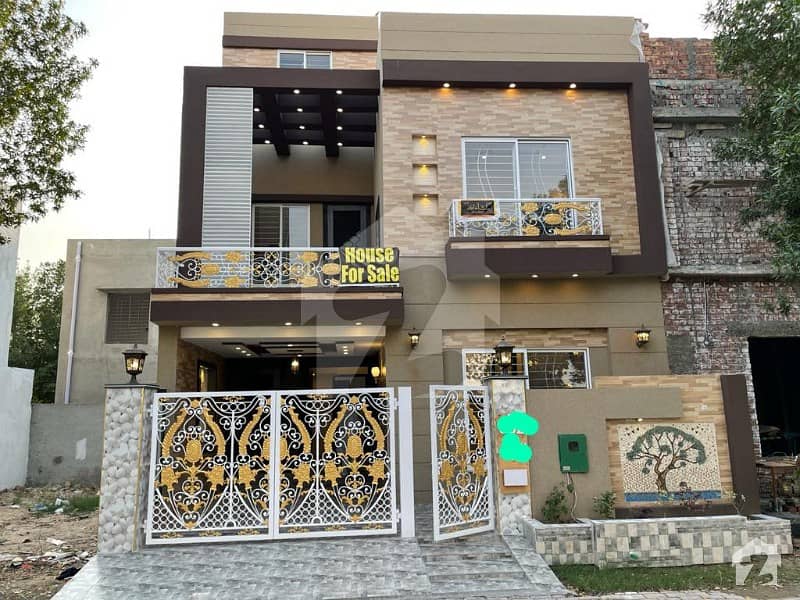 5 Marla Stylish Super Luxury Brand New House For Sale In Bahria Town Lahore