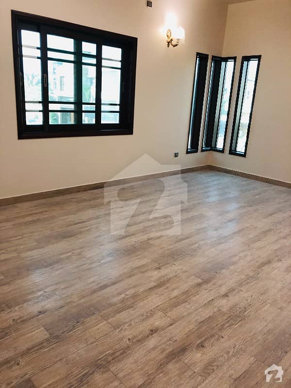 Commercial 400 Sq. Yards House Corner On 60 Feet Road For Rent