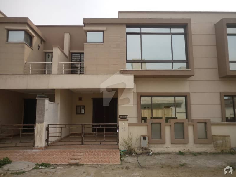 پارک لین ہومز پیراگون سٹی لاہور میں 3 کمروں کا 5 مرلہ مکان 1.15 کروڑ میں برائے فروخت۔