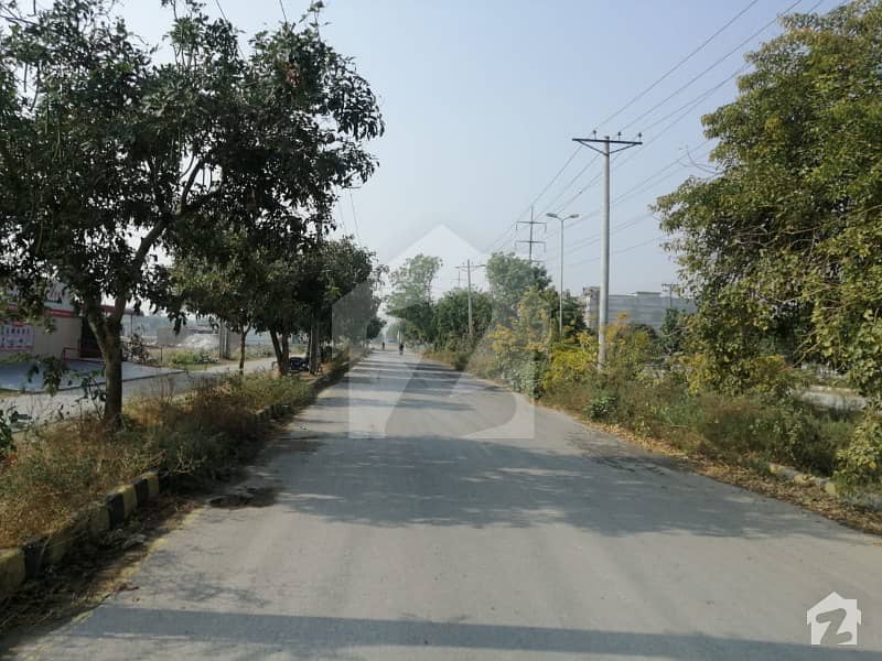 Commercial 4 Marla Pair Plot On Main Road Available For Sale