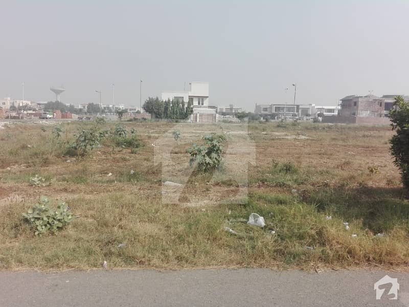 T Block 1 Kanal Good Location Plot For Sale In Phase 8 DHA Lahore