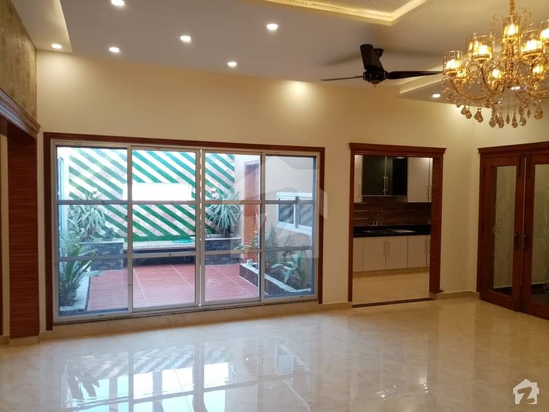 2 Kanal House In Stunning DC Colony Is Available For Sale