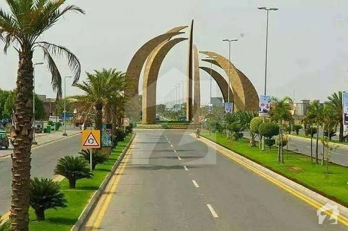Commercial Plot In Bahria Town For Sale