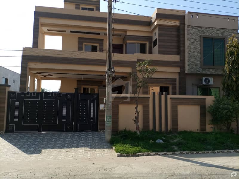 10 Marla House For Sale In DC Colony Gujranwala In Only Rs 25,000,000