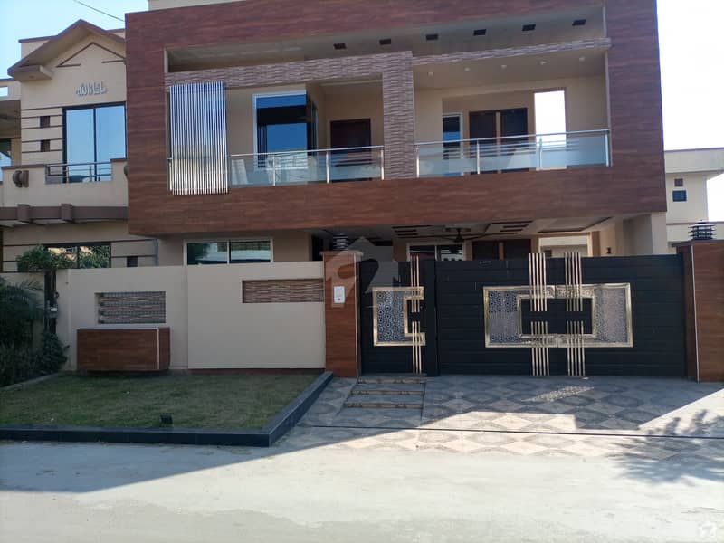 10 Marla House For Sale In Rs 25,000,000 Only