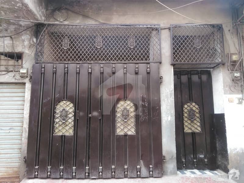 10 Marla Lower Portion For Rent In Ali Housing Colony Faisalabad