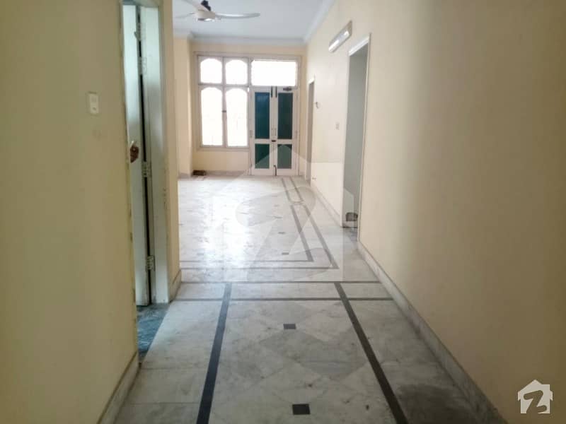 8 Marla Upper Portion Available For Rent In Khayban 2