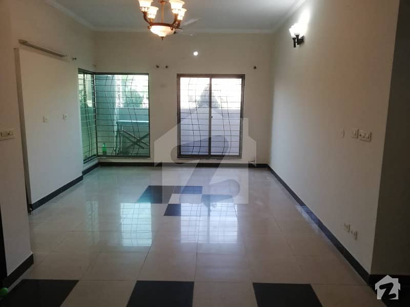 Askar 11 Sd House For Sale Very Hot Location