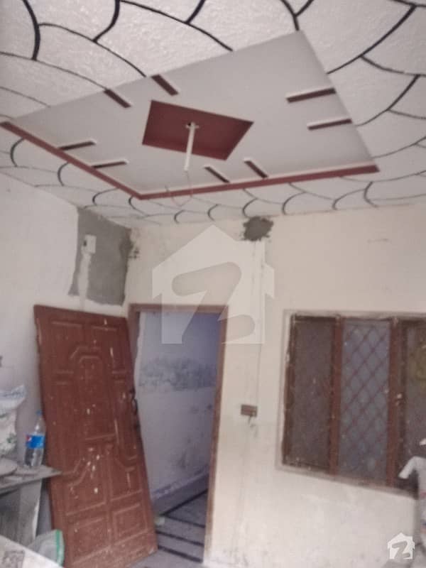 شلے ویلی راولپنڈی میں 2 کمروں کا 2 مرلہ مکان 40 لاکھ میں برائے فروخت۔