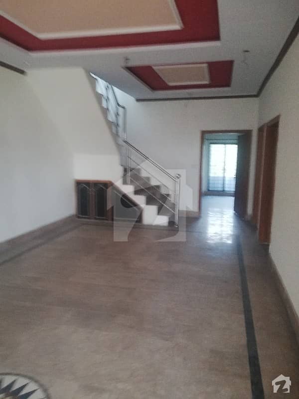 5 Marla Full House Double Storey For Rent In Old Officers Colony Zarar