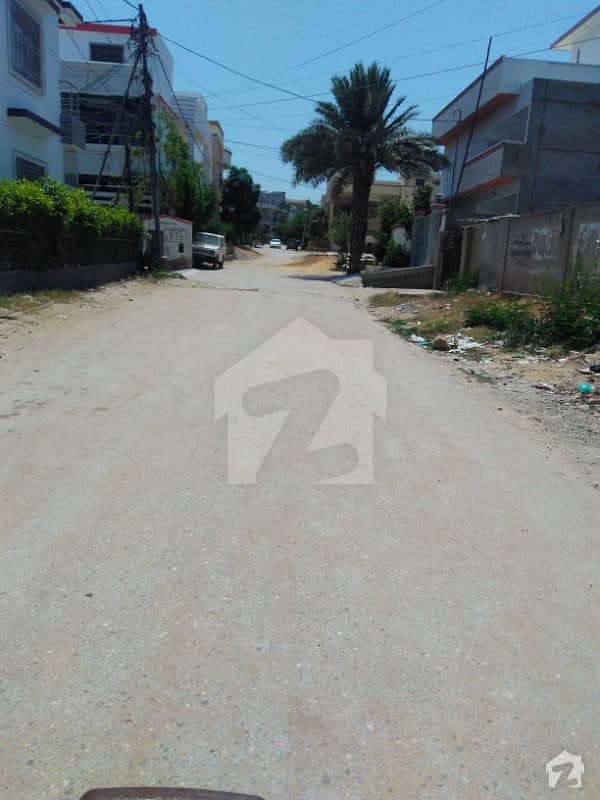 Residential Plot For Sale 400 Sq Yard