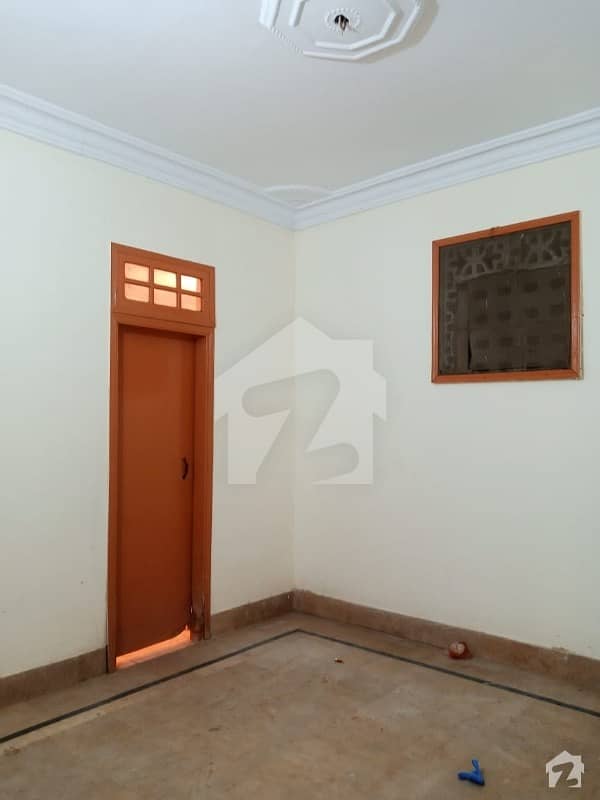 1080  Square Feet Upper Portion Is Available In Qayyumabad