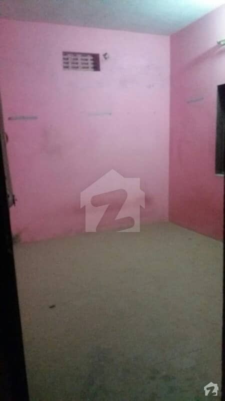 120 Sq Yard 2nd Floor Flat For Rent