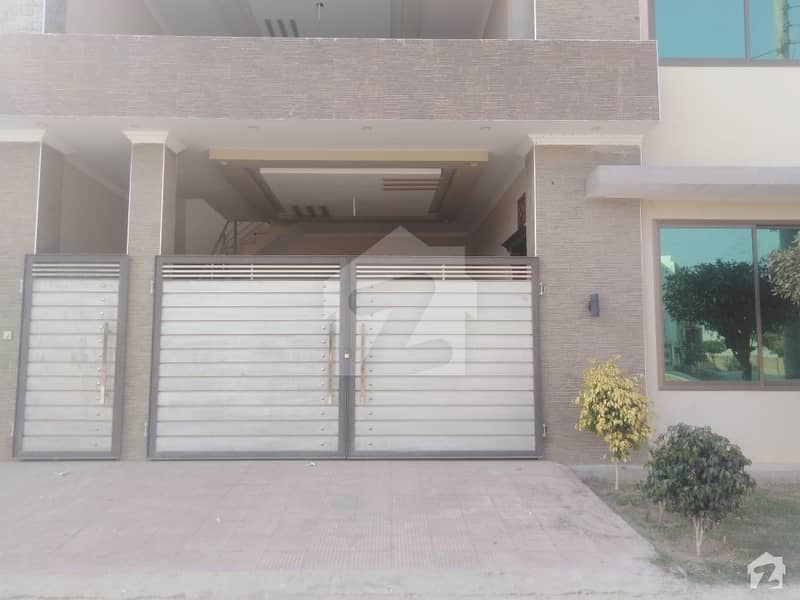 Ideally Located House For Sale In Jhangi Wala Road Available