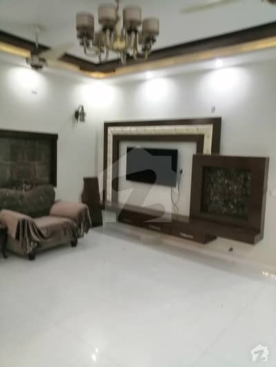 11 Marla Corner New Furnished Lower Portion Separate Gate Allama Iqbal Town Lahore